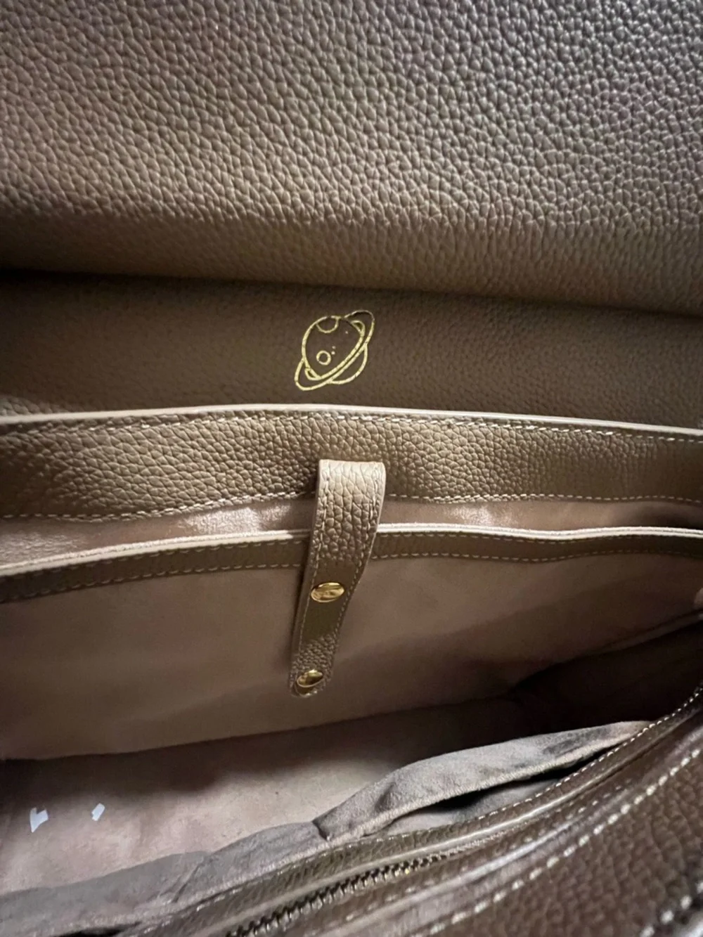 Oleada two way leather bag - Picture 9 of 11